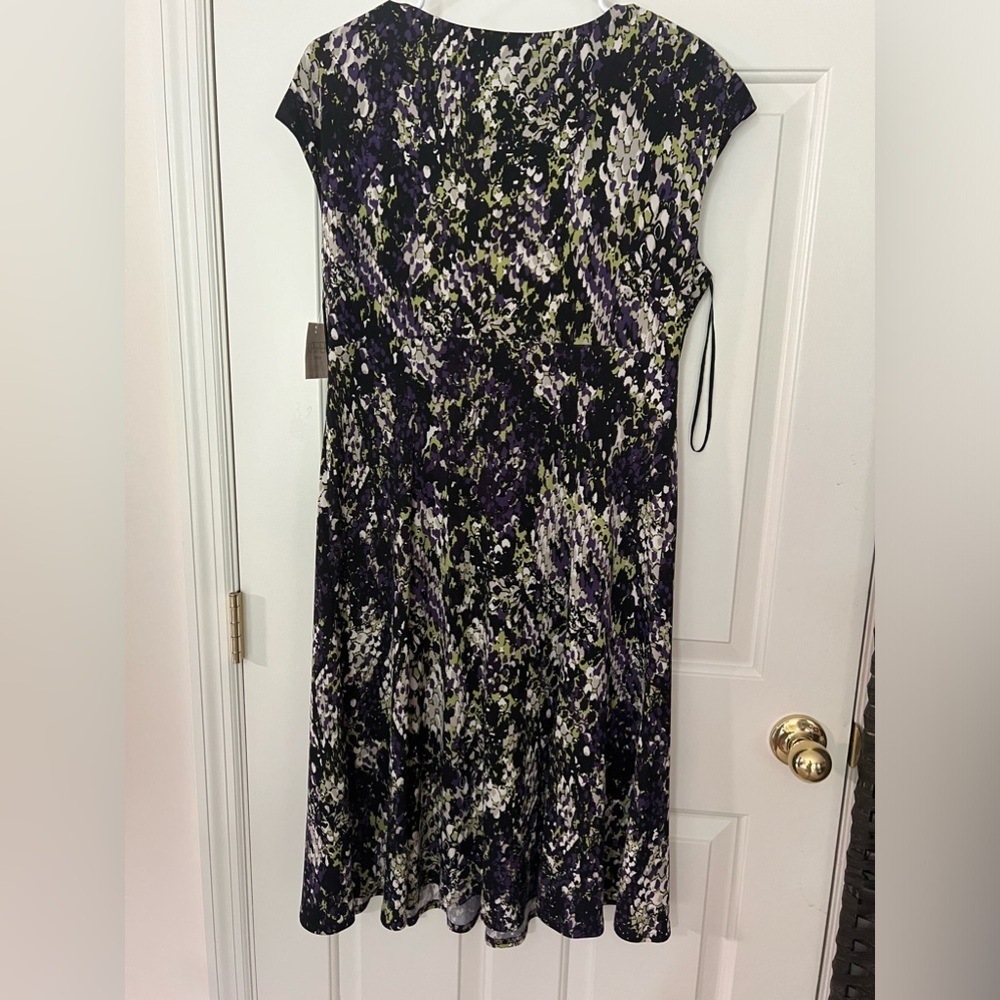 Kasper Dress Size 10, NWT purple, light green, black, white - Picture 3 of 13